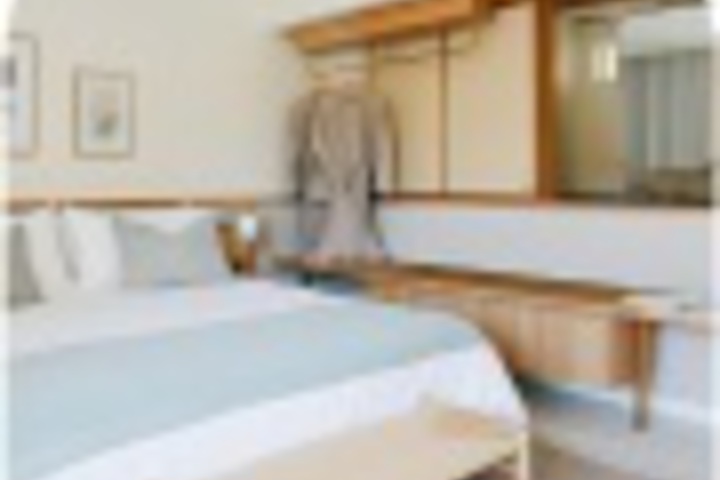 Room 400 of 672