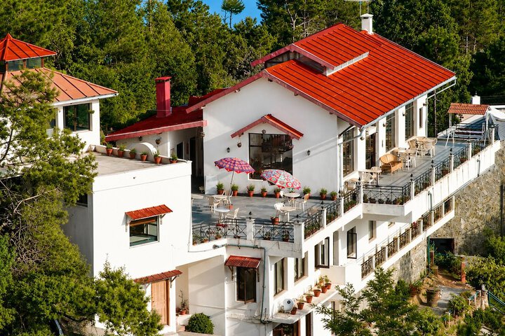 ECKO Woodsvilla Resort