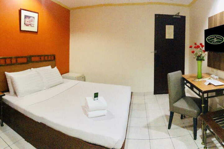 Room 26 of 69