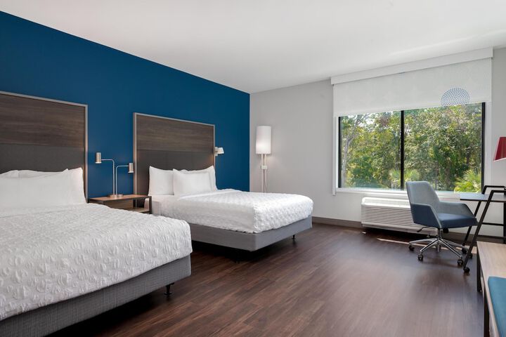 Room 19 of 46