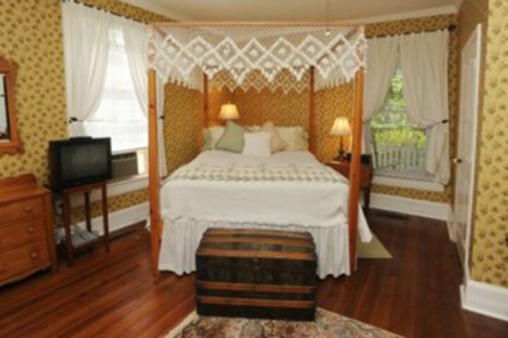 Room 22 of 43