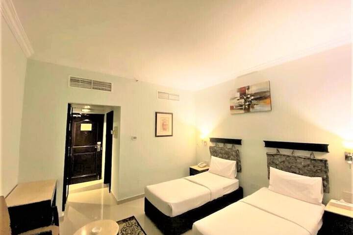 Room 15 of 39