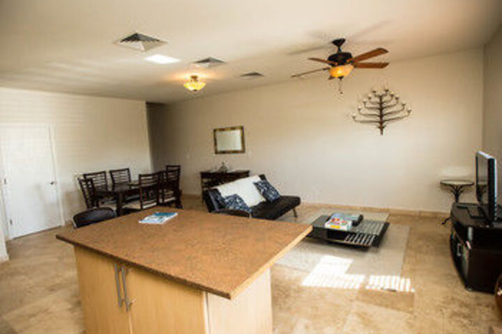 Room 16 of 26
