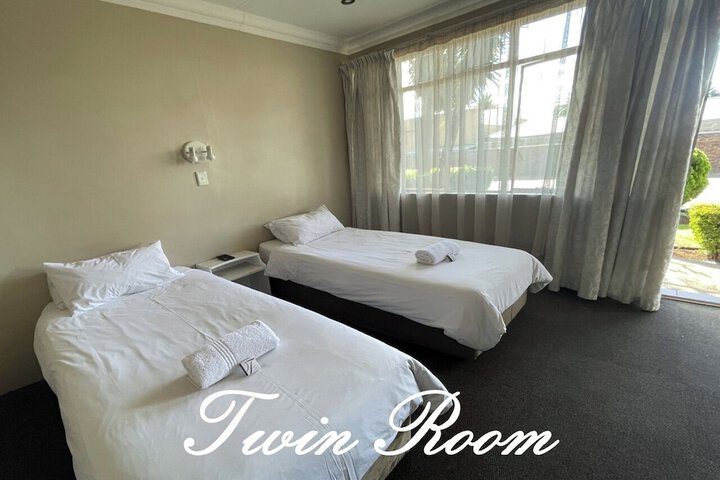 Room 11 of 24
