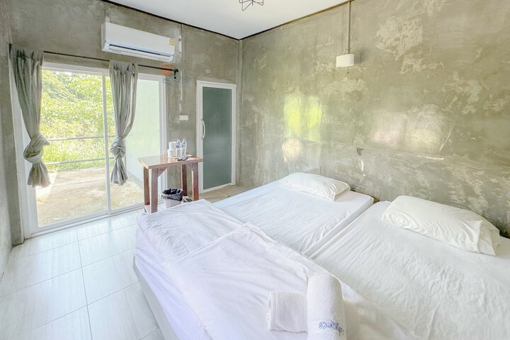 Room 9 of 74