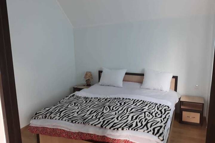 Room 3 of 12