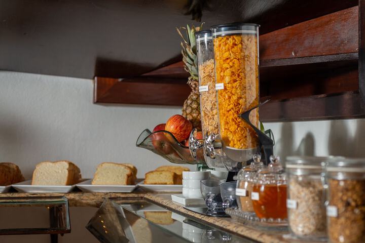 Breakfast/Coffee Service 65 of 78