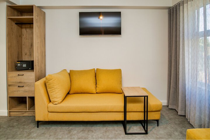Room 40 of 54