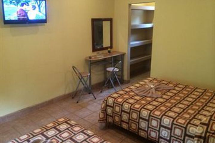Room 15 of 26