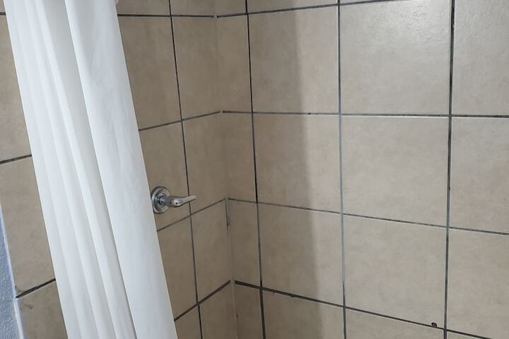 Room 15 of 19