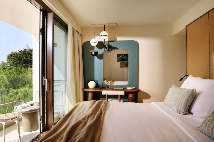 Room 20 of 133