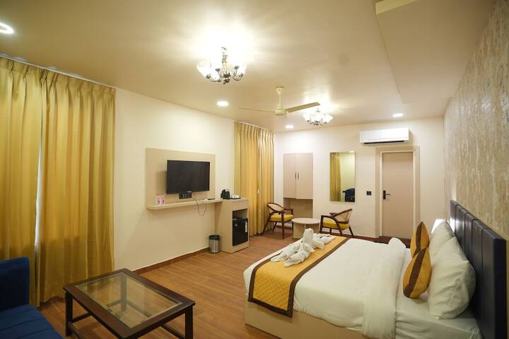 Room 6 of 21