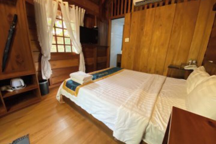 Room 12 of 71