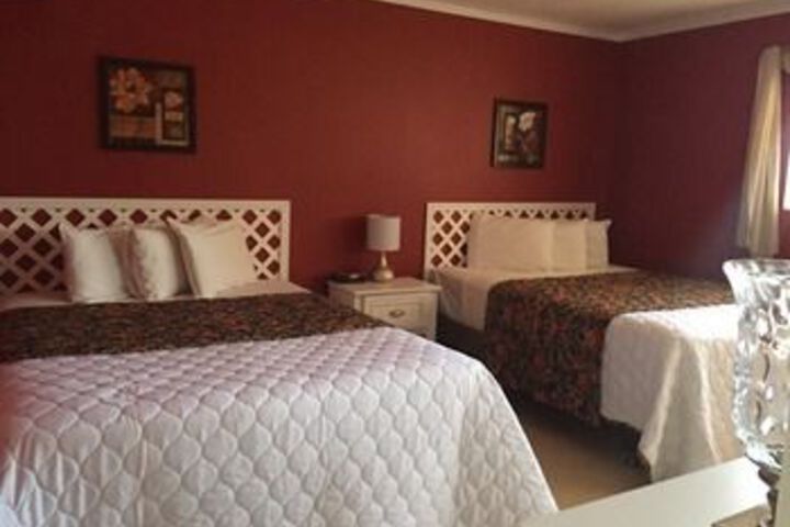 Room 26 of 62
