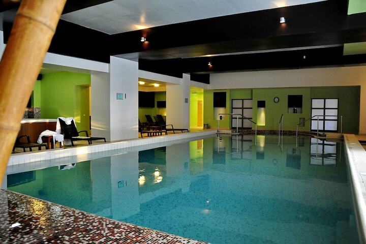 Hotel with Pool