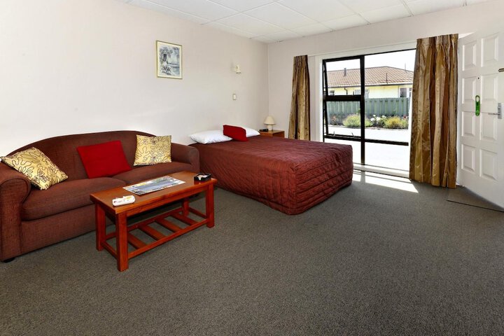 Room 15 of 52