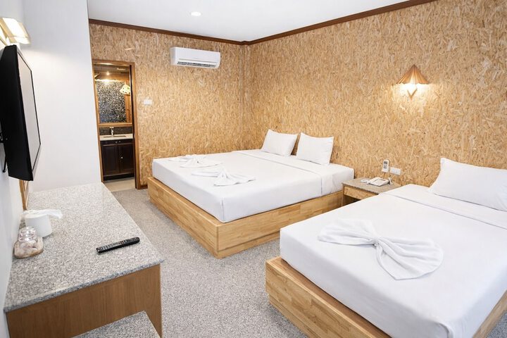 Room 19 of 42
