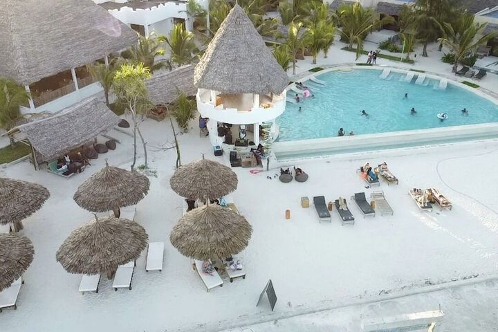 Pool 22 of 55