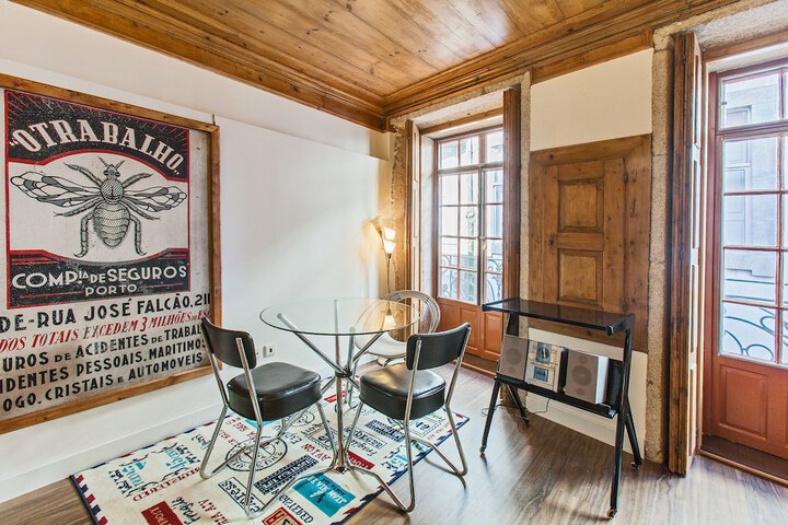 Room 4 of 13