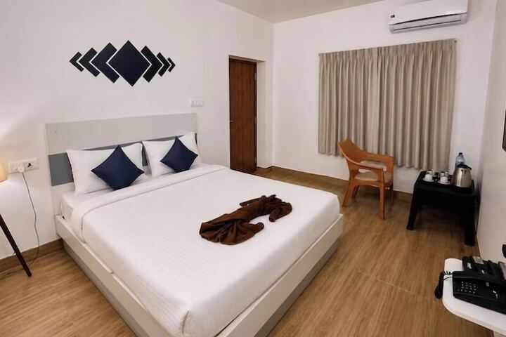 Room 7 of 27