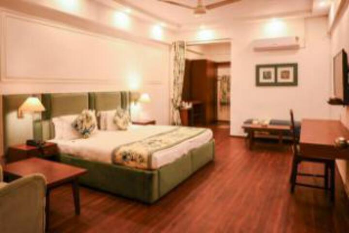 Room 2 of 13