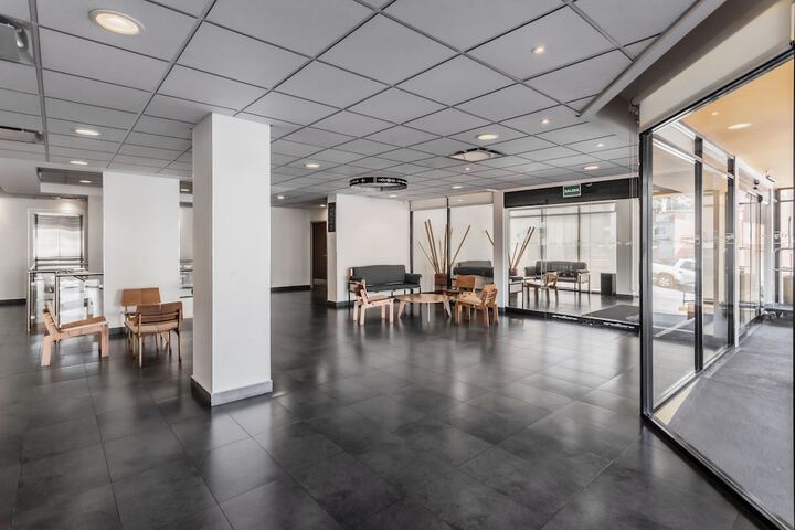 Guest Lobby