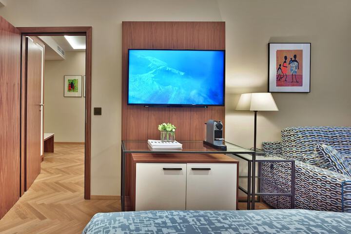 Room 19 of 110