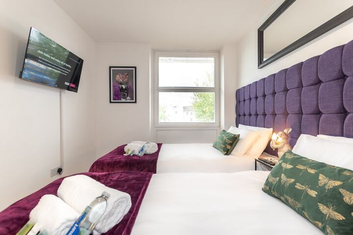 Room 29 of 154
