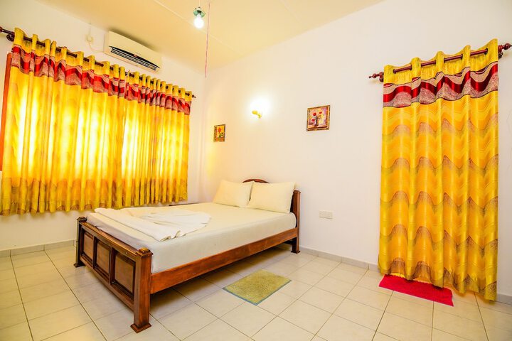 Room 2 of 61