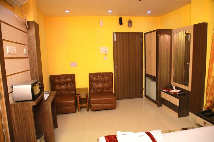Room 5 of 62