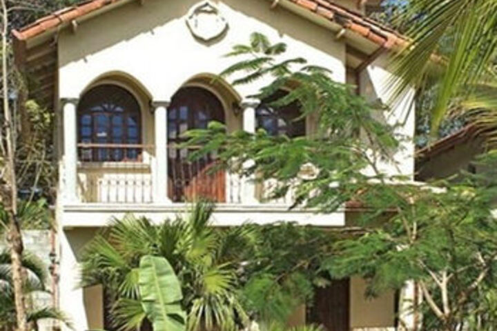 Pueblo Colonial #9
