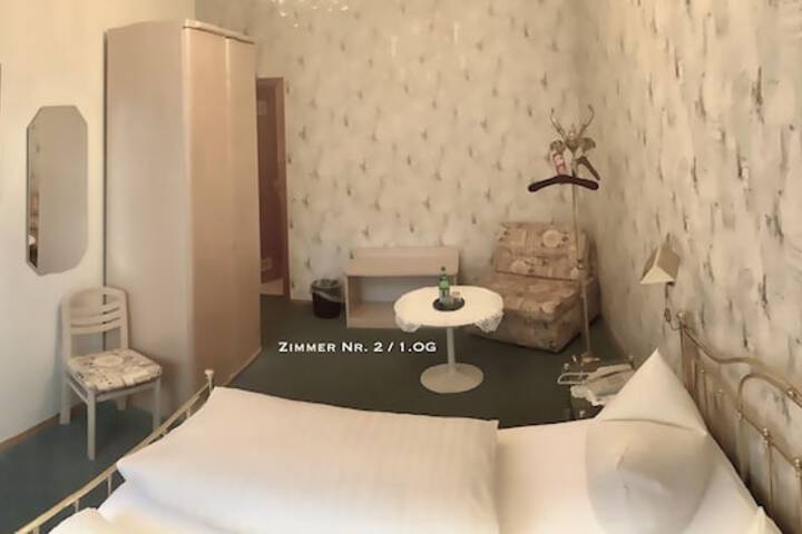 Room 39 of 106