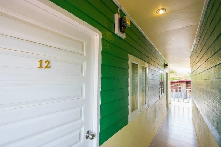 Room 12 of 14