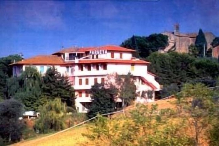 Hotel 38 of 39