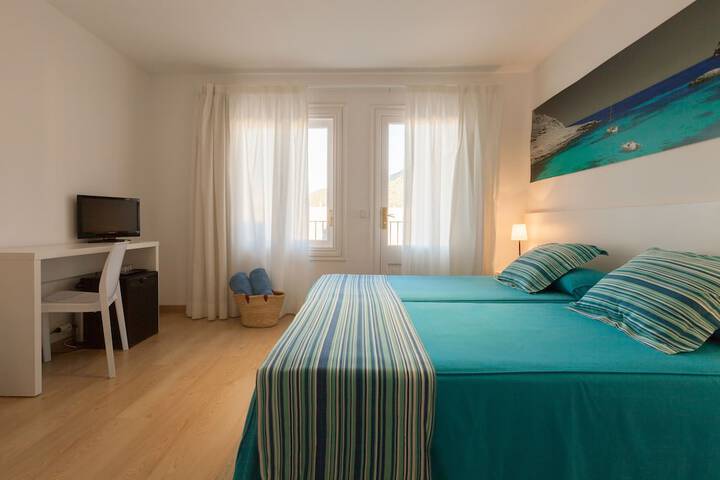 Room 7 of 38