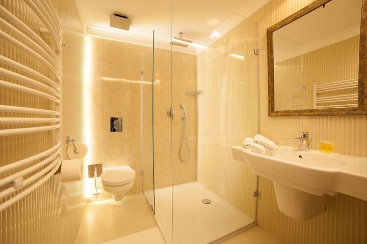 Bath Photo