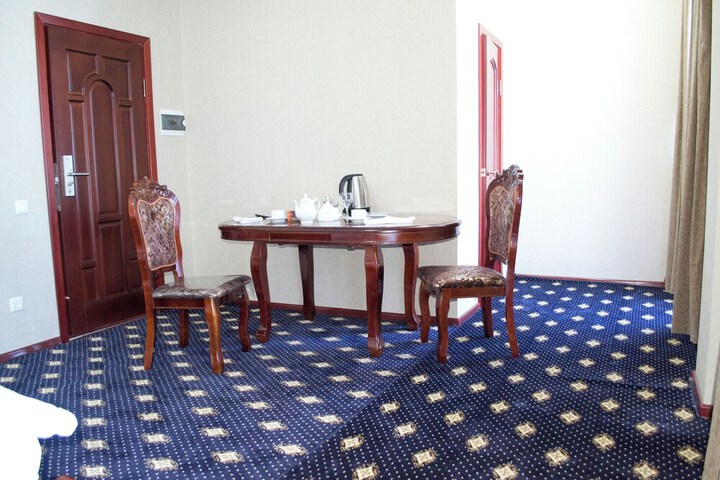 Room 20 of 34