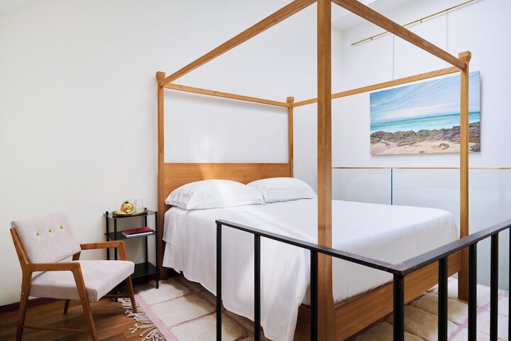 Room 18 of 47