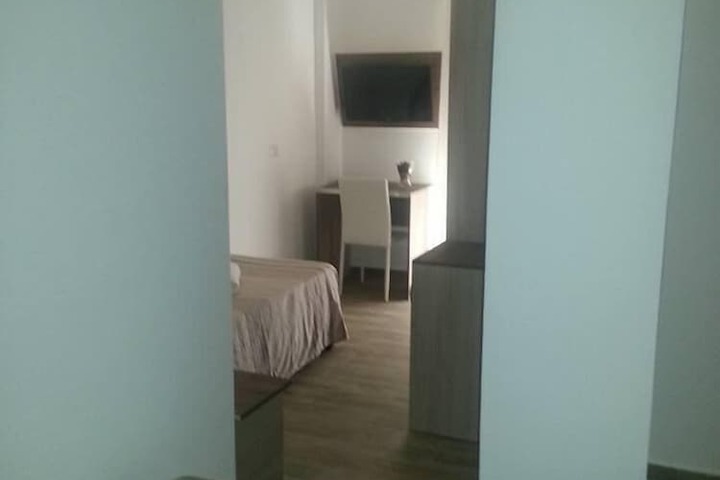 Room 12 of 51