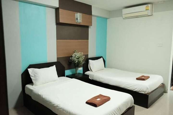 Room 35 of 67
