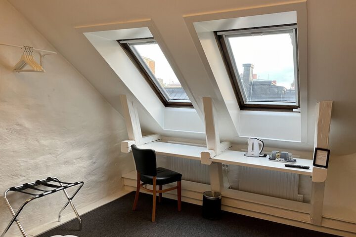 Room 36 of 149