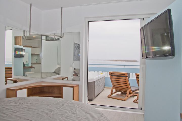 Room 20 of 80