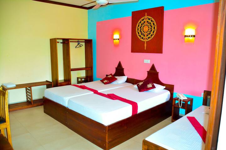 Room 5 of 38