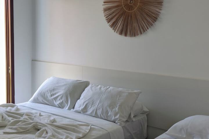 Room 4 of 31