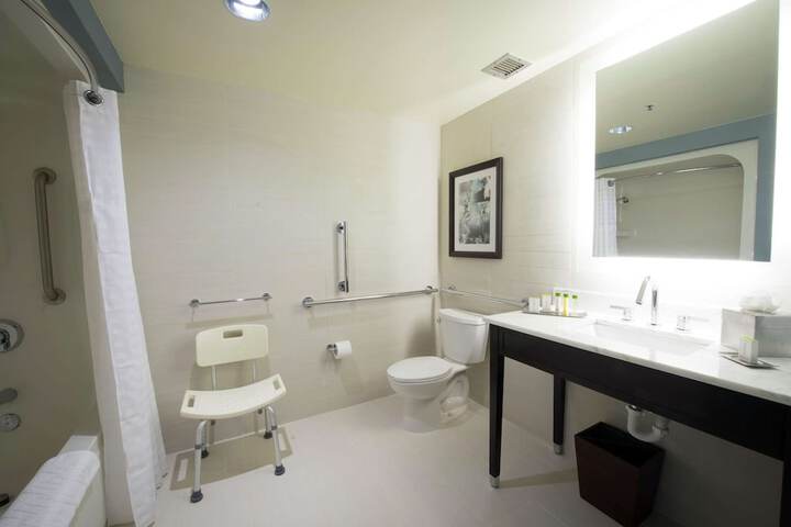 Room 15 of 54