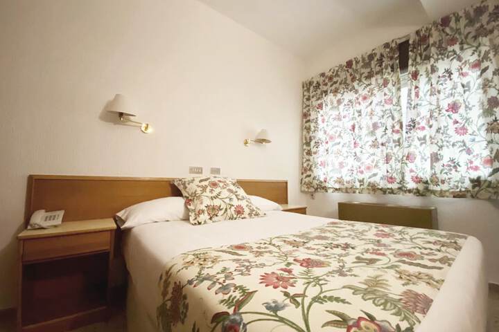 Room 6 of 23