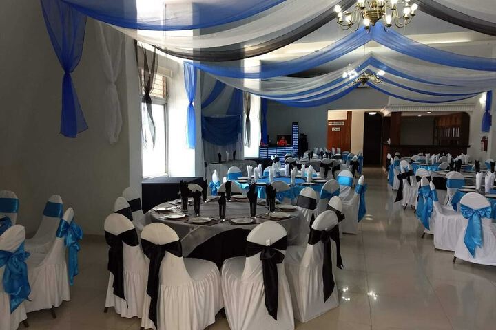 Ballroom/Hall 15 of 22