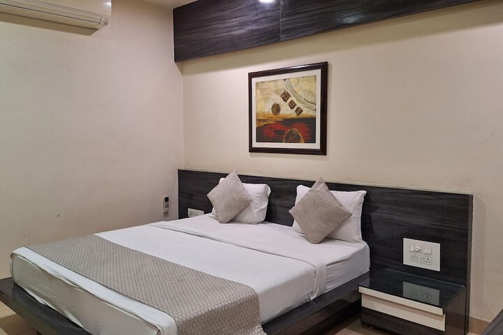 Room 21 of 32