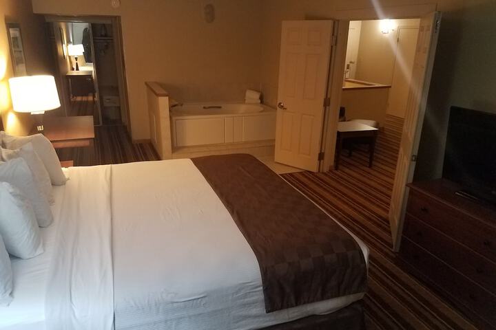 Standard | King Bed (12 of 12)