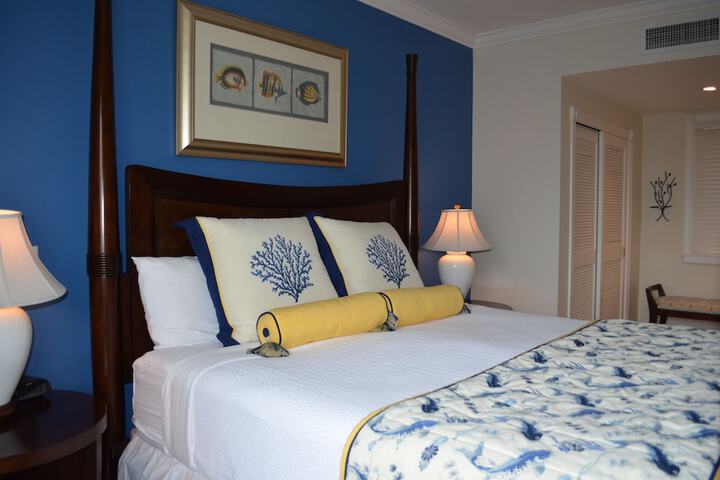 Room 14 of 214